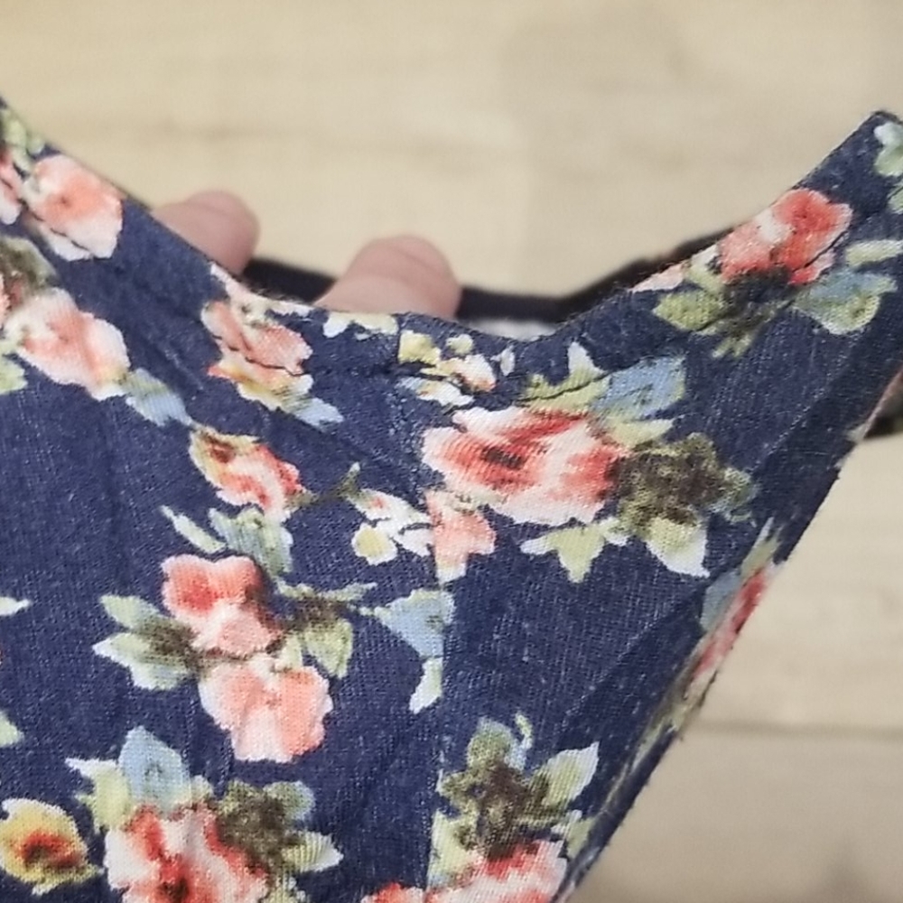 Annianna Slinky Tank - Picture 6 of 7